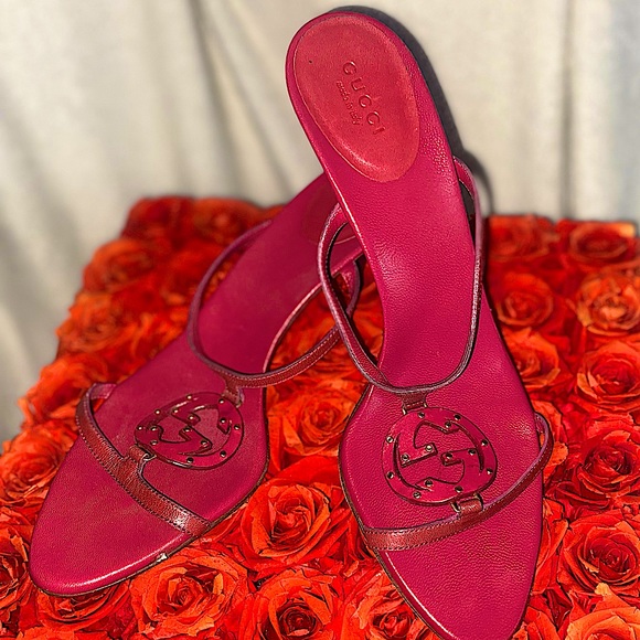 Vintage GG Logo Gold Stud Sandal - Picture 1 of 6